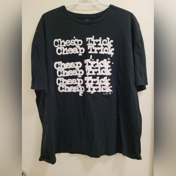 Other - Mens Cheap Trick BAND TShirt